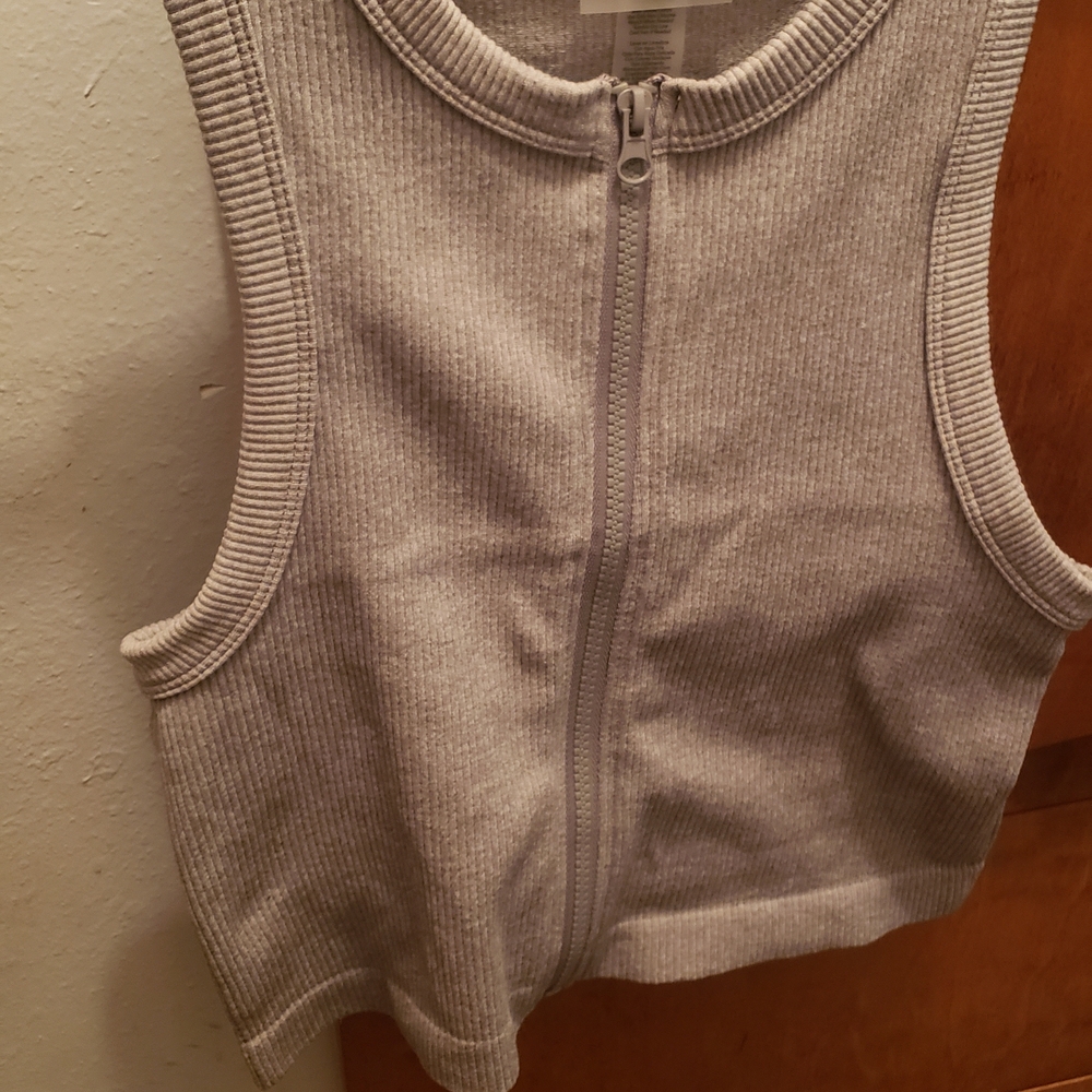 Gray Ribbed Zip-Front Sweater Tank